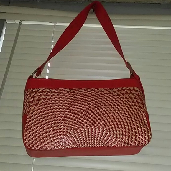 Purse - Picture 1 of 4